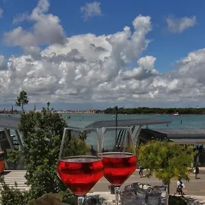 https://hotel-belvedere-venice-lido.hotelinveneto.com