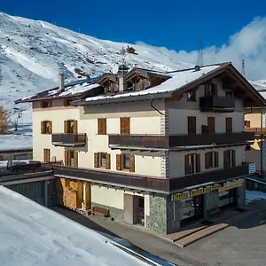 https://black-lake-studios-trepalle.it-lombardy.com